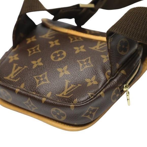 Louis Vuitton Monogram Bosphore Body Bag - Picture 8 of 13